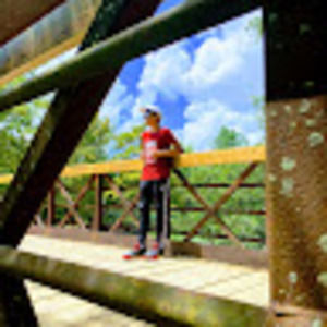 Meet your Posher, Emani